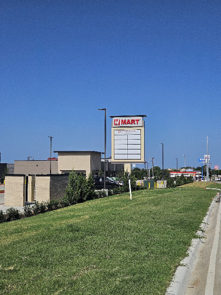 H Mart Haltom City 4
