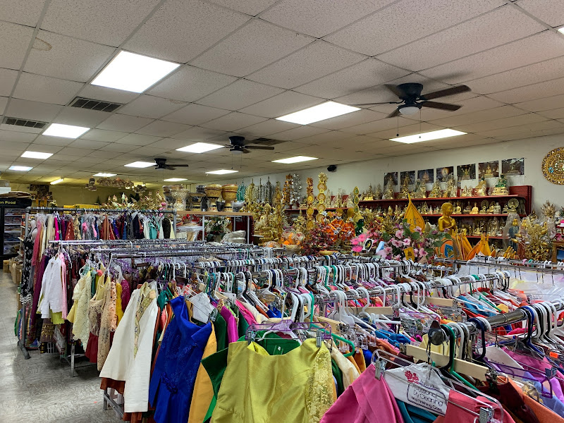 Asian Music Food Mart & Gifts 3