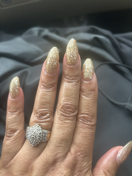Resort Nail Salon 3