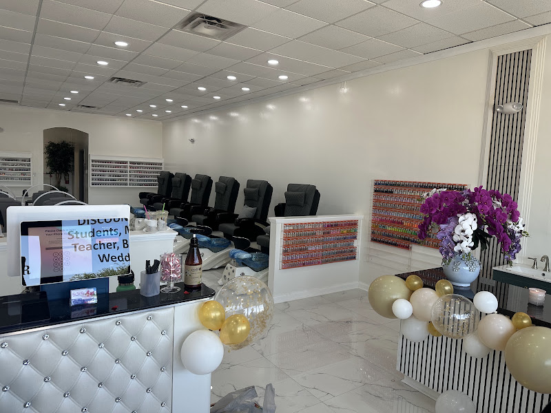Best Nail Bar 2