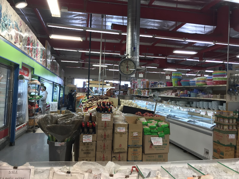 Thanh Long Maria Market 4
