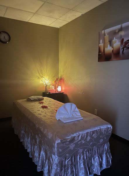 Royal Spa & Massage 2