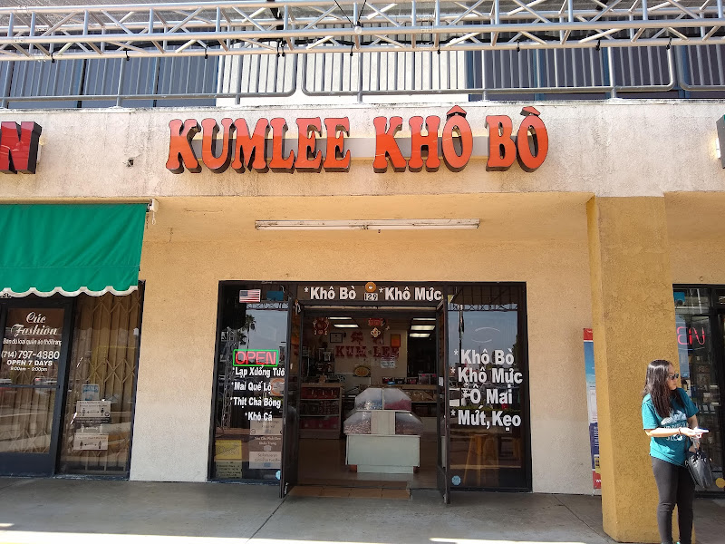 Kum Lee 1