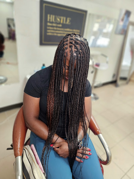 Wheart35 braids & beauty palace 4