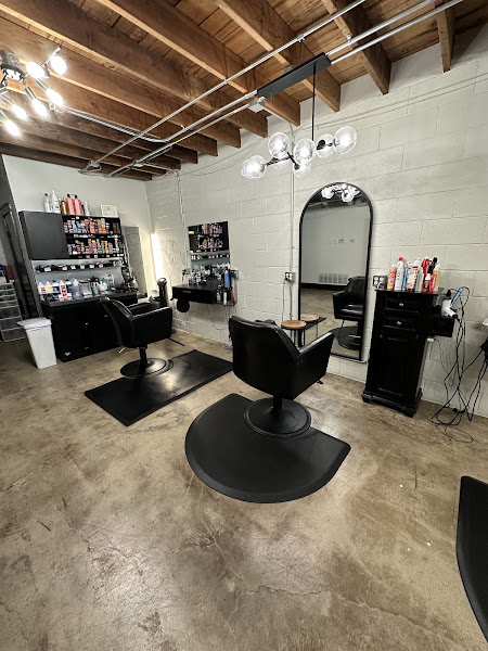 Xochitl Salon