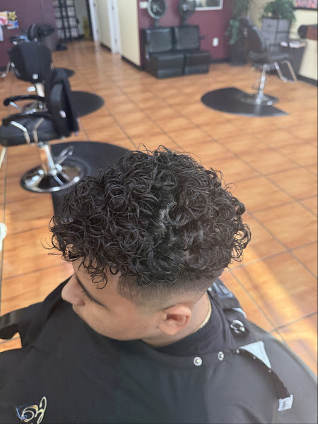 Exclusive Cuts hair salon