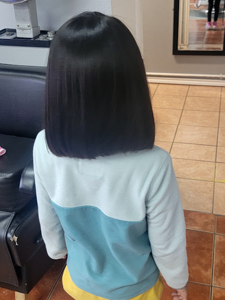 H & S Beauty Salon 4