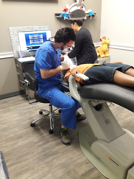 Avion Dental 4