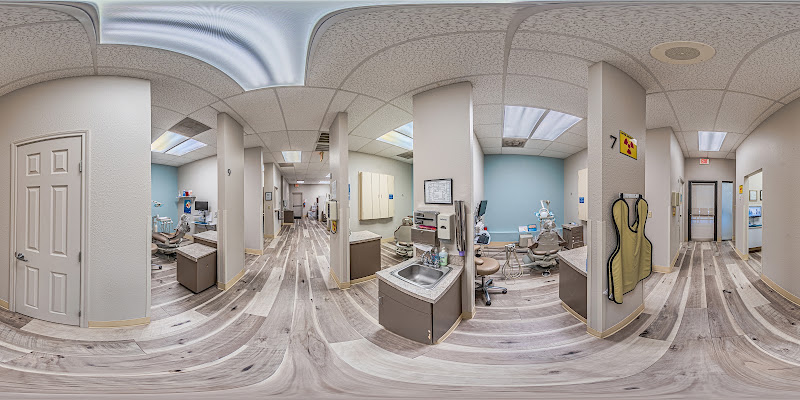 Monarch Dental & Orthodontics - Grand Prairie, TX 3