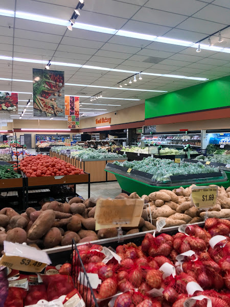 Lucky Seafood 2 Supermarket 3