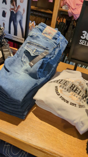 True Religion 2