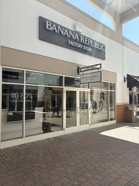 Banana Republic Factory Store