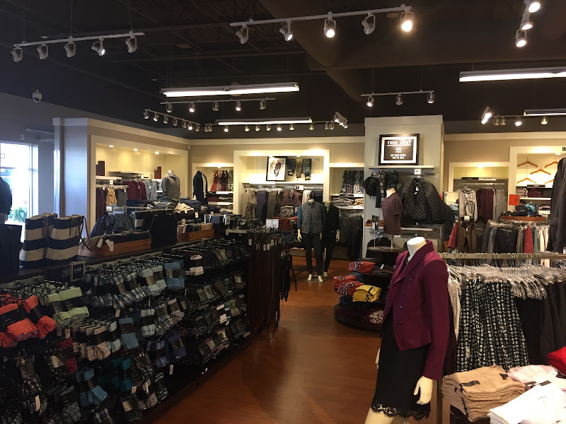 Banana Republic Factory Store 2