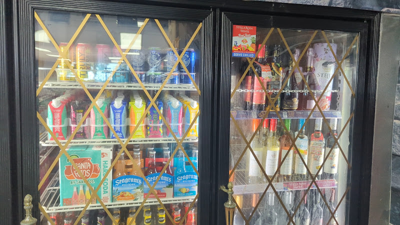 Lucky Dragon Mini Market