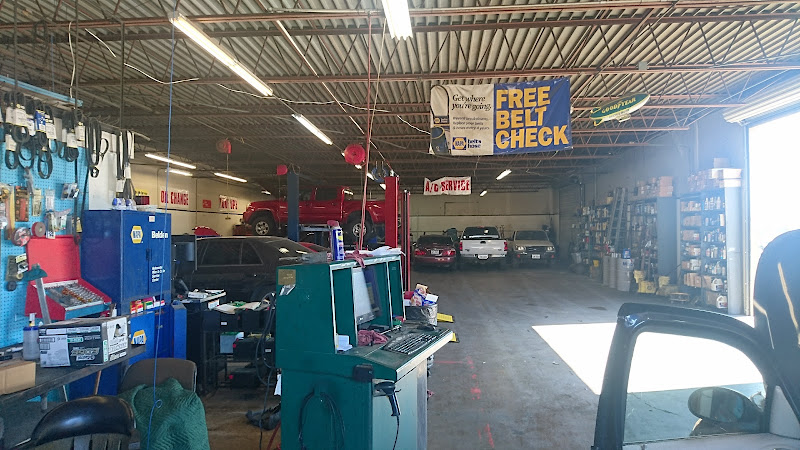 Lynn's Auto Care 4