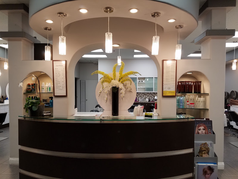 Yashi Beauty Salon 3