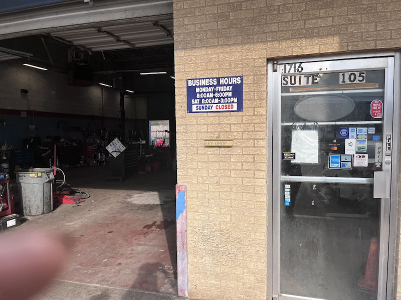 Honcura Car Repair 3