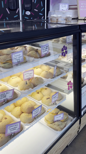 Reverie Bakeshop 2