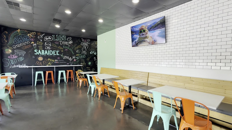 Sabaidee Lao & Thai Street Food - Addison 4
