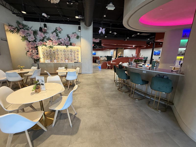 Kalós & Muse Nails - Cafe - MedSpa 3