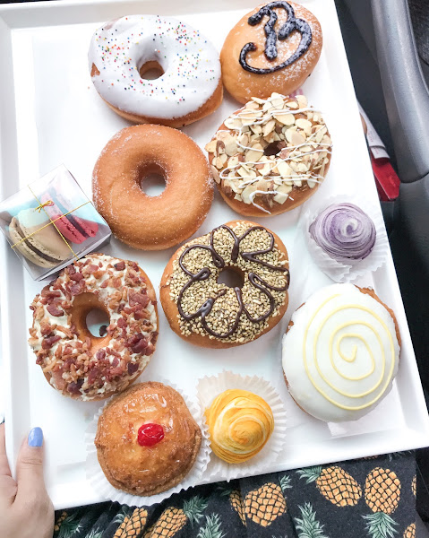Sweet Hut Bakery & Cafe 3