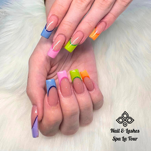 Nails & Lashes Spa La Tour