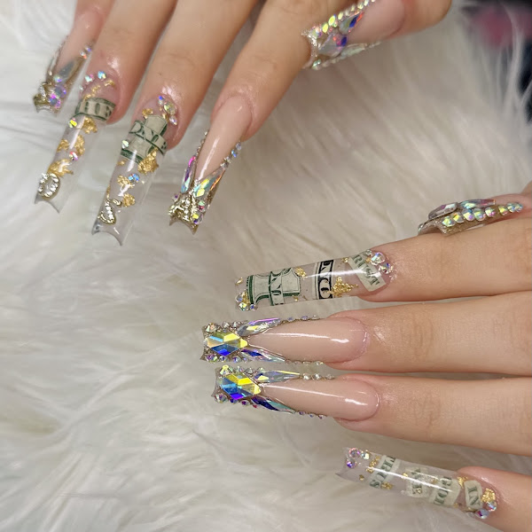Exquisite Nails Boutique 3