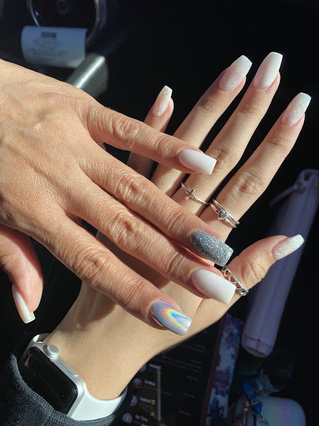 Lux Nails & Spa 3