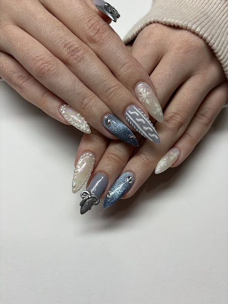 Blush - Headspa, Nails, & Lashes