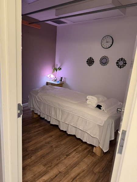 Flower Massage & Spa 2