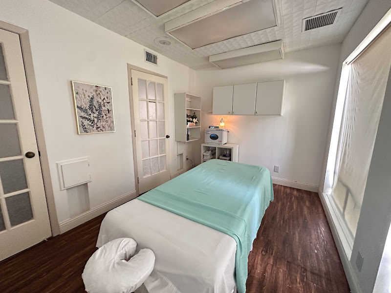 Sky Spa Thai massage & Head Spa