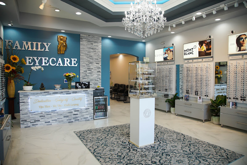 Richardson Family EyeCare & EyeWear 2