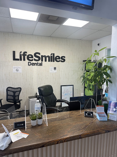 LifeSmiles Dental Care 5