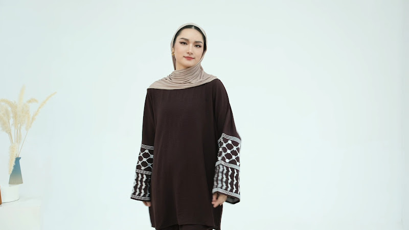 Aisha’s fashion modest women clothes 3