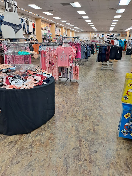 Melrose Family Fashions 2