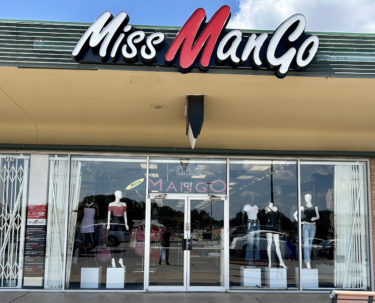 Melrose Family Fashions 4