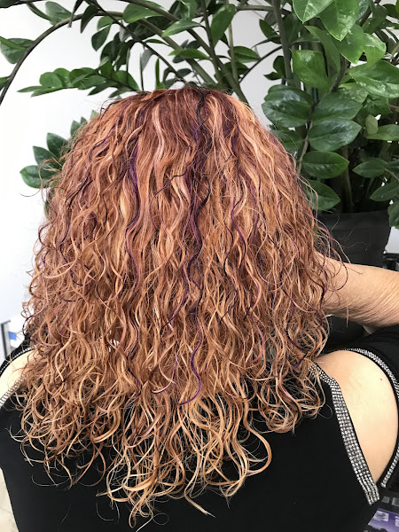 Thy Salon 3