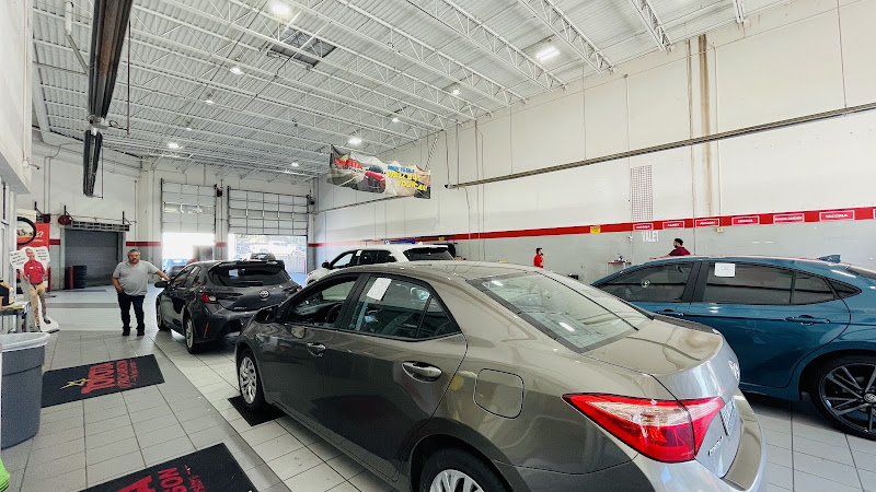 Toyota of Richardson Service 4