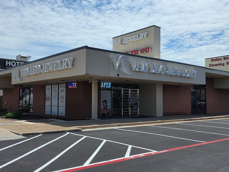 Van leo jewelry