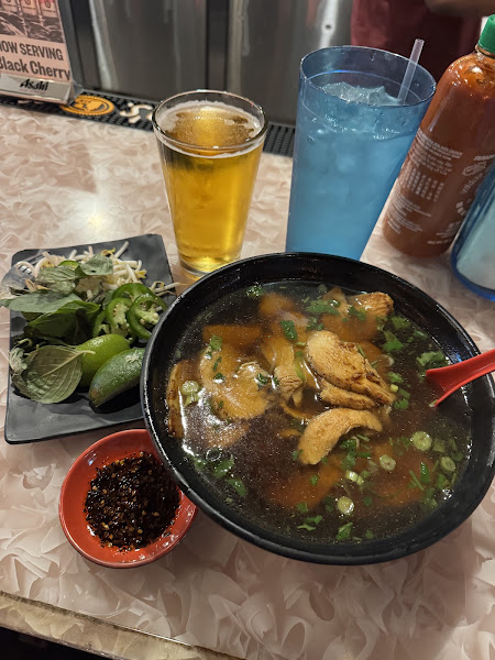 DaLat Vietnamese Restaurant and Bar 4