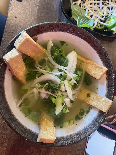 PHO VIETZ Seafood & Grill 4
