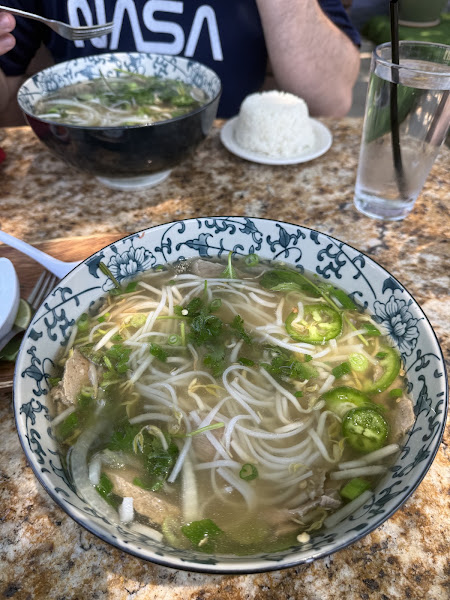 Chan Thai & Pho 88 3