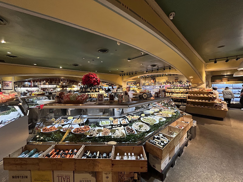 Eatzi’s Market & Bakery 5
