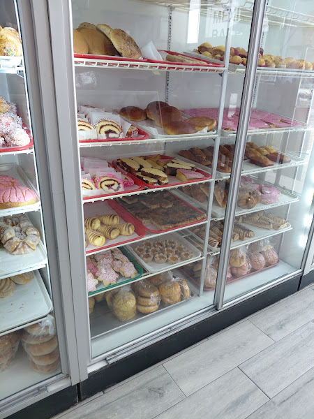 La Mexicana Bakery
