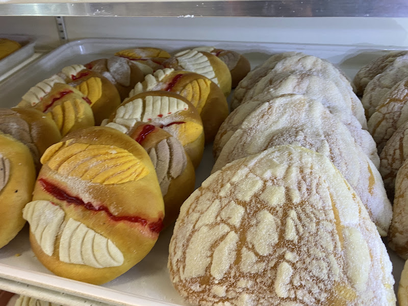 La Mexicana Bakery 2
