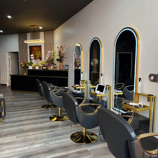 Luxury Headspa & Beauty 3