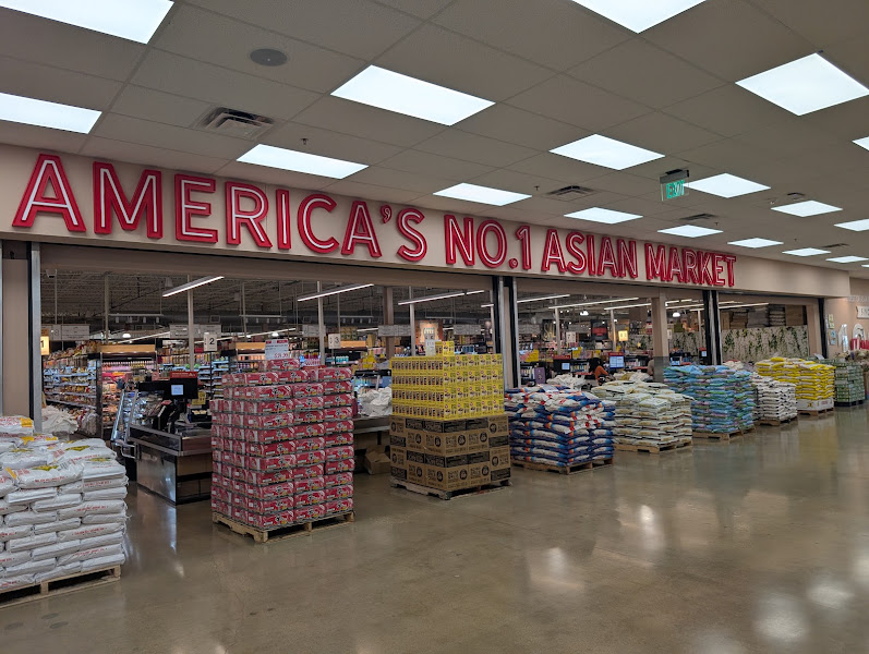 H Mart Dallas Harry Hines 3