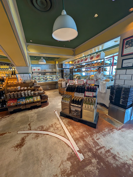 Eatzi’s Market & Bakery 4
