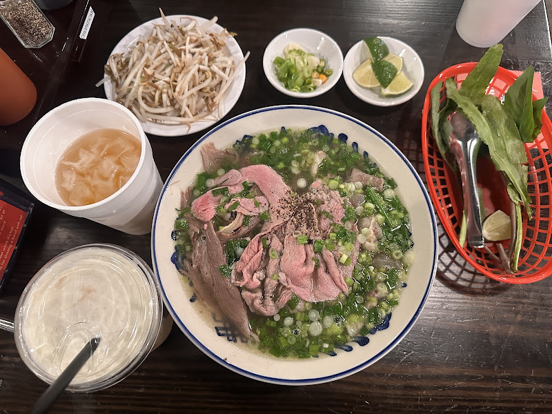 Pho Xom 4