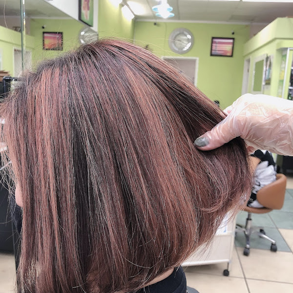 HL Ooh La La Salon 3